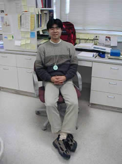 小嶋誠司助教