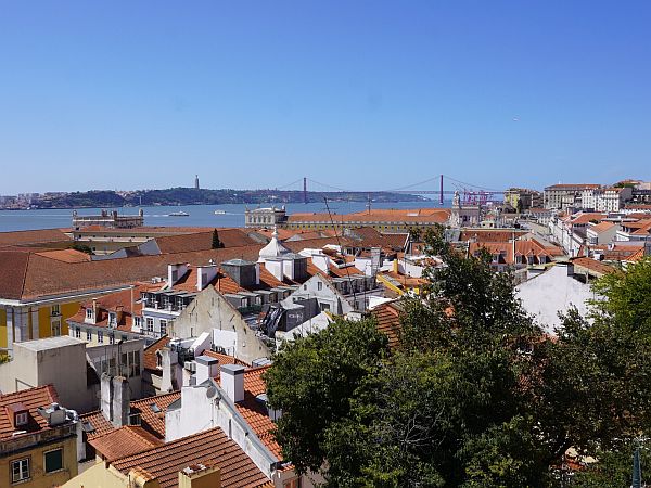 Lisbon View from Cathedral Sol-Gel-2026-4